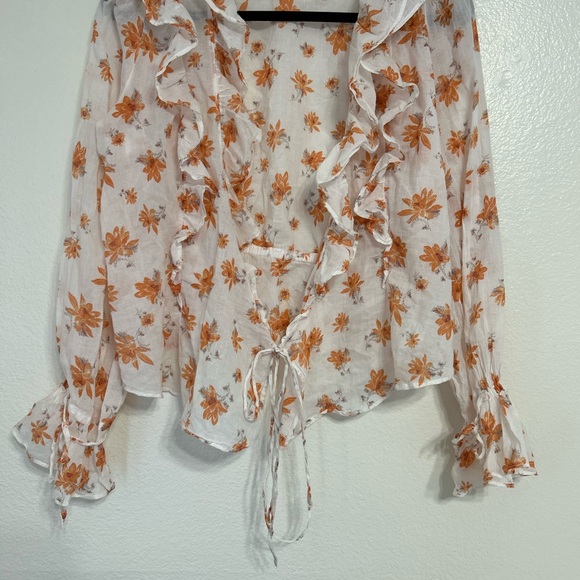 Free People Women's Ivory Combo Floral Printed Ruffle cottage core Top - Picture 9 of 10